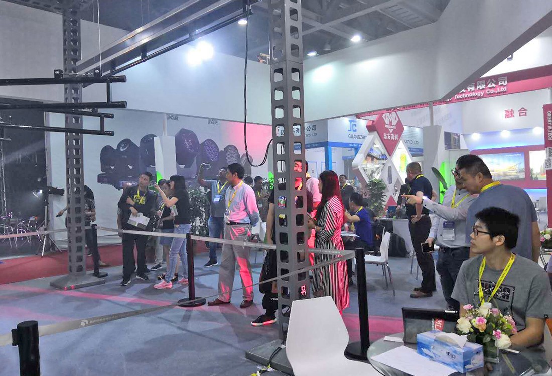 江苏金银杏舞台设备有限公司